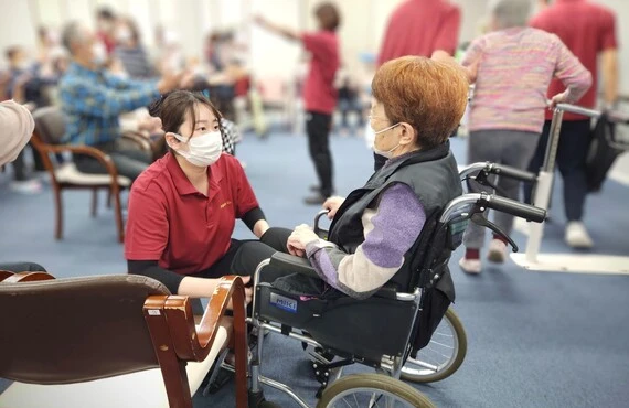 八王子での介護職を目指すあなたへ、充実したサポートが待っています！|株式会社POKARA